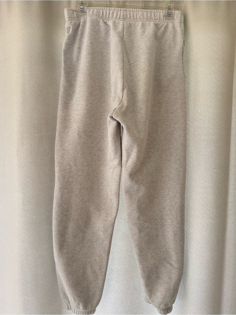 Aritzia TNA Cozy Fleece Boyfriend Jogger Sweatpants Gray Heather Size Small - Picture 6 of 10